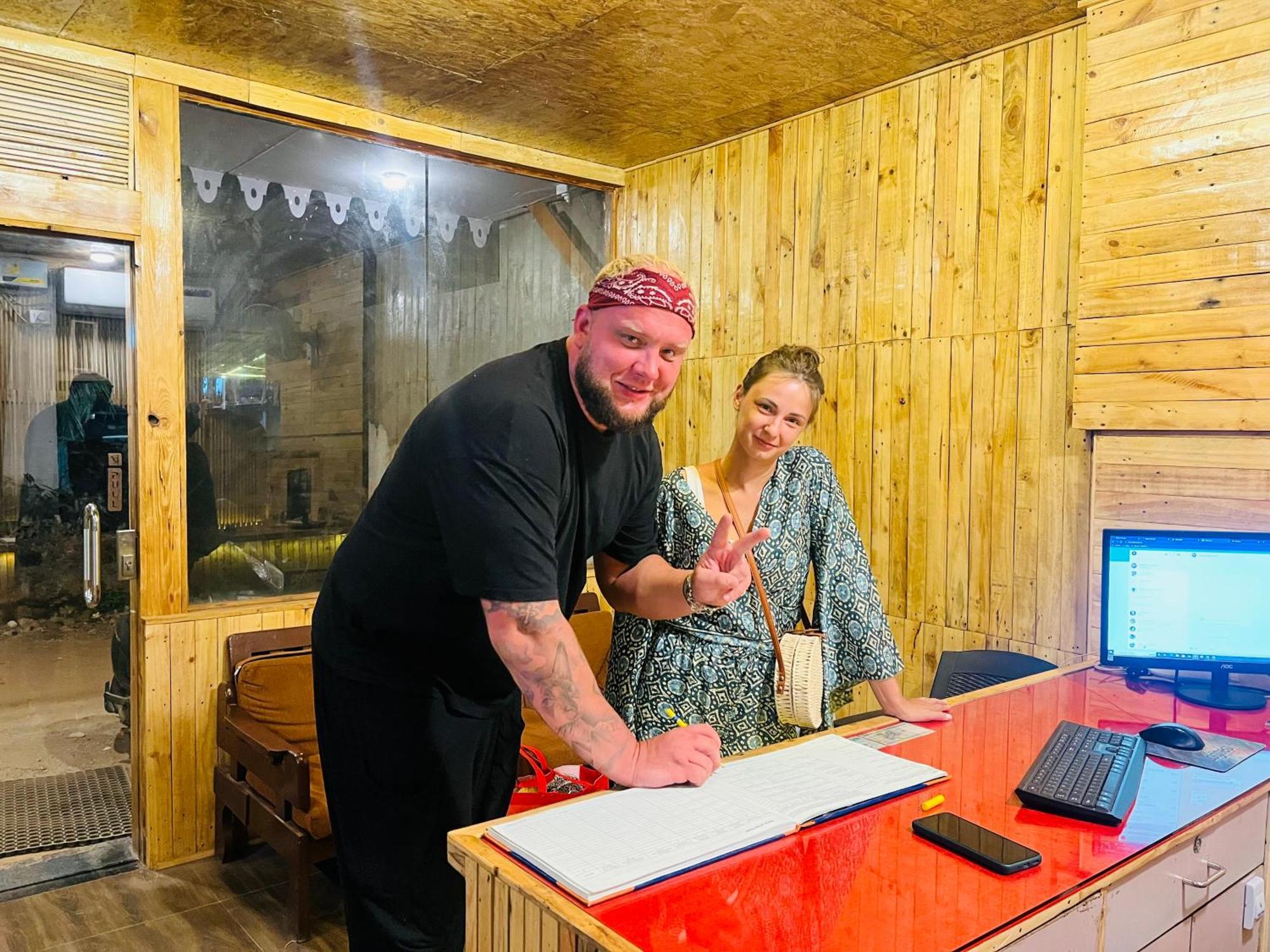 Hotel Pleasure Inn Near Turtle Beach Morjim Manage By Ld Group Of Hospitality Exteriér fotografie