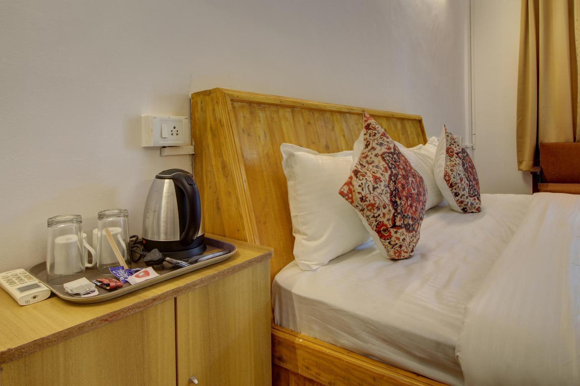 Hotel Pleasure Inn Near Turtle Beach Morjim Manage By Ld Group Of Hospitality Exteriér fotografie