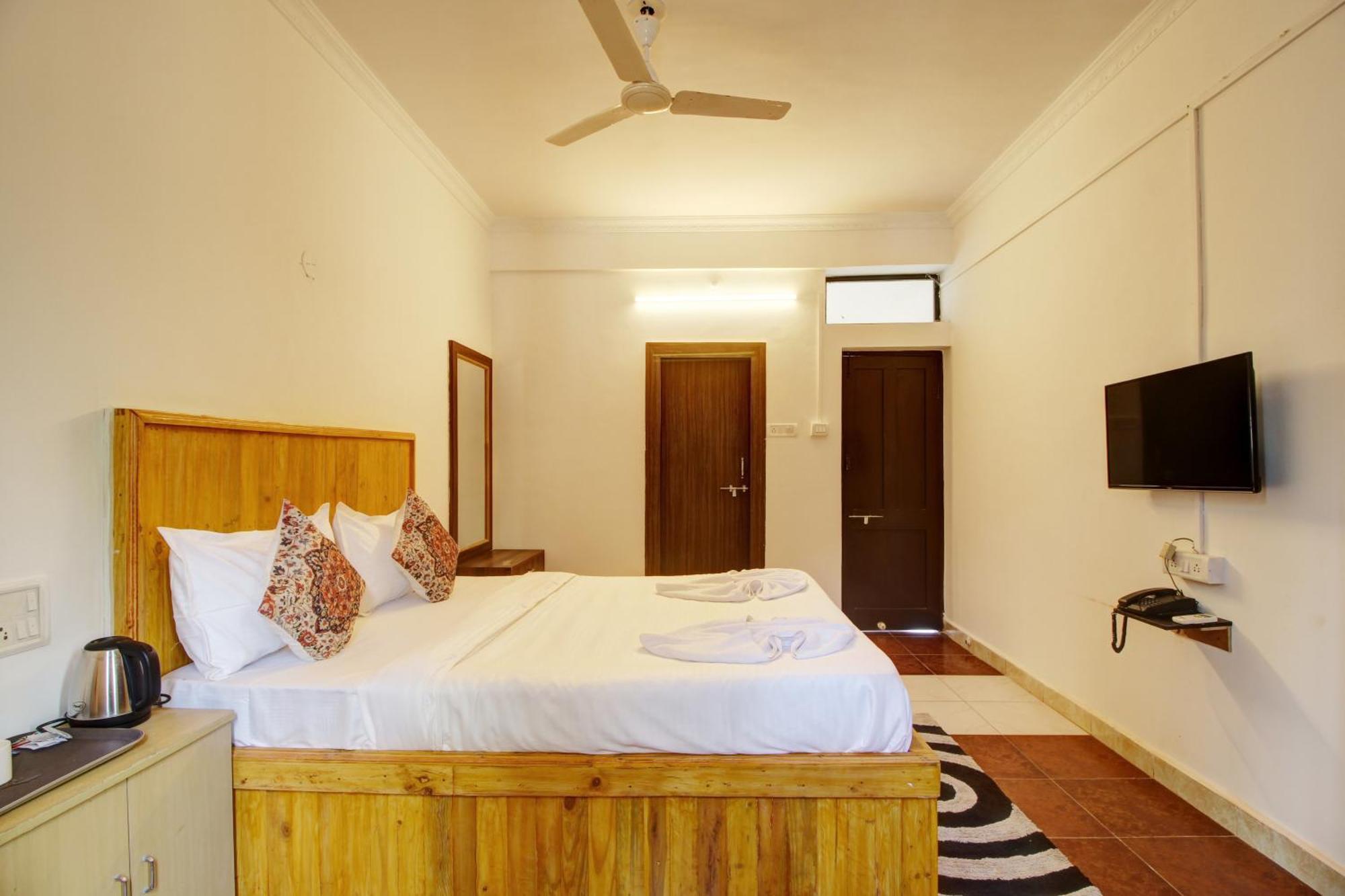 Hotel Pleasure Inn Near Turtle Beach Morjim Manage By Ld Group Of Hospitality Exteriér fotografie